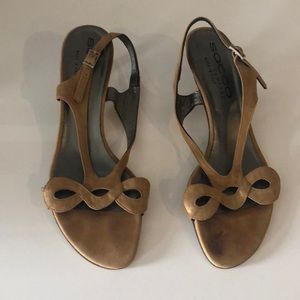 Sacco comfort gold sandals